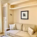 公寓 Charmante Im Historischen Zentrum By Interhome *