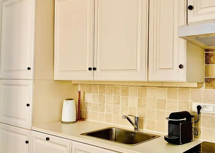 Appartement Charmante Im Historischen Zentrum By Interhome