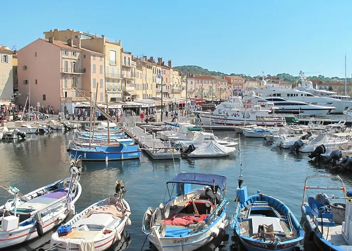 Charmante Im Historischen Zentrum By Interhome *